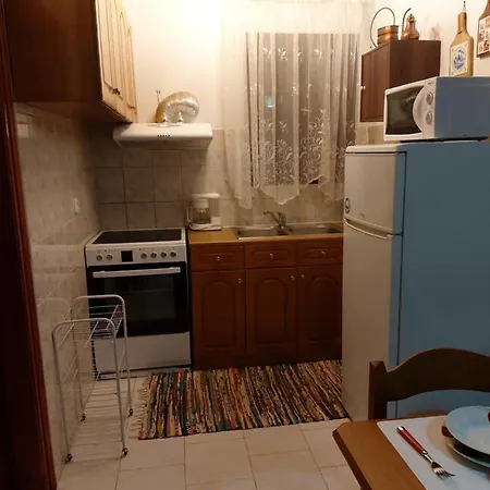 Magda Perivoli (Corfu)