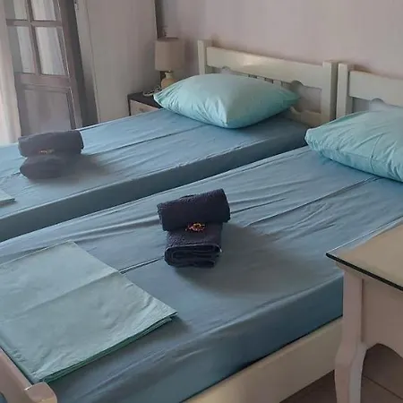 Magda Semesterbostad Perivoli (Corfu)